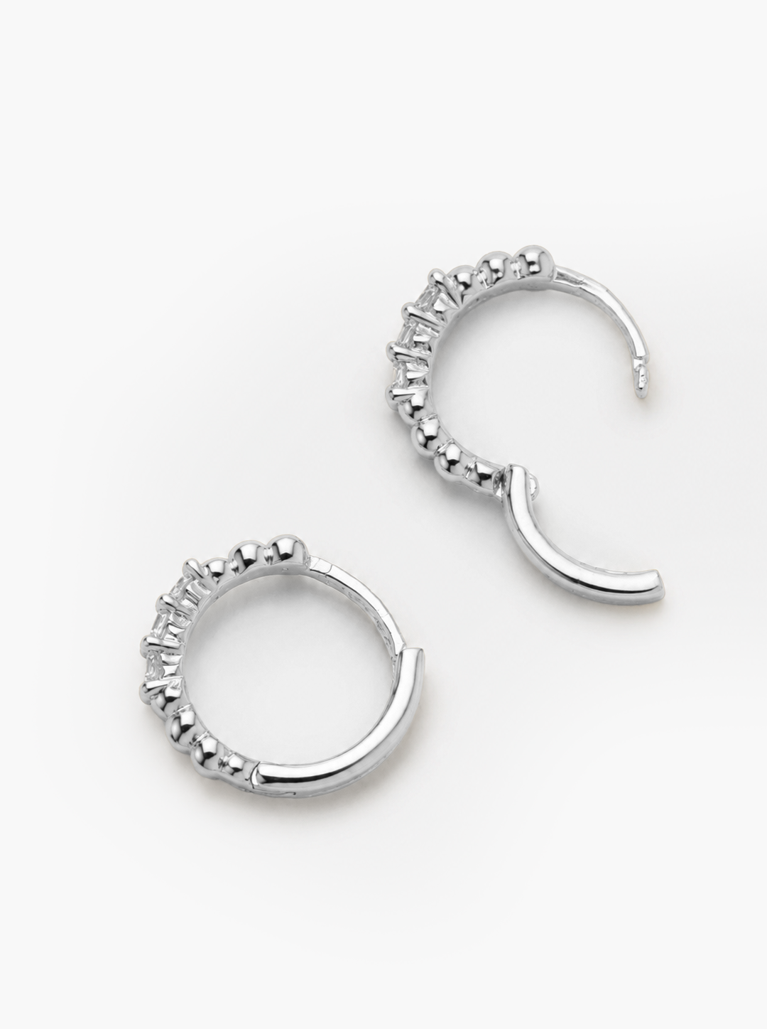 S&S CIRCLE STUDS